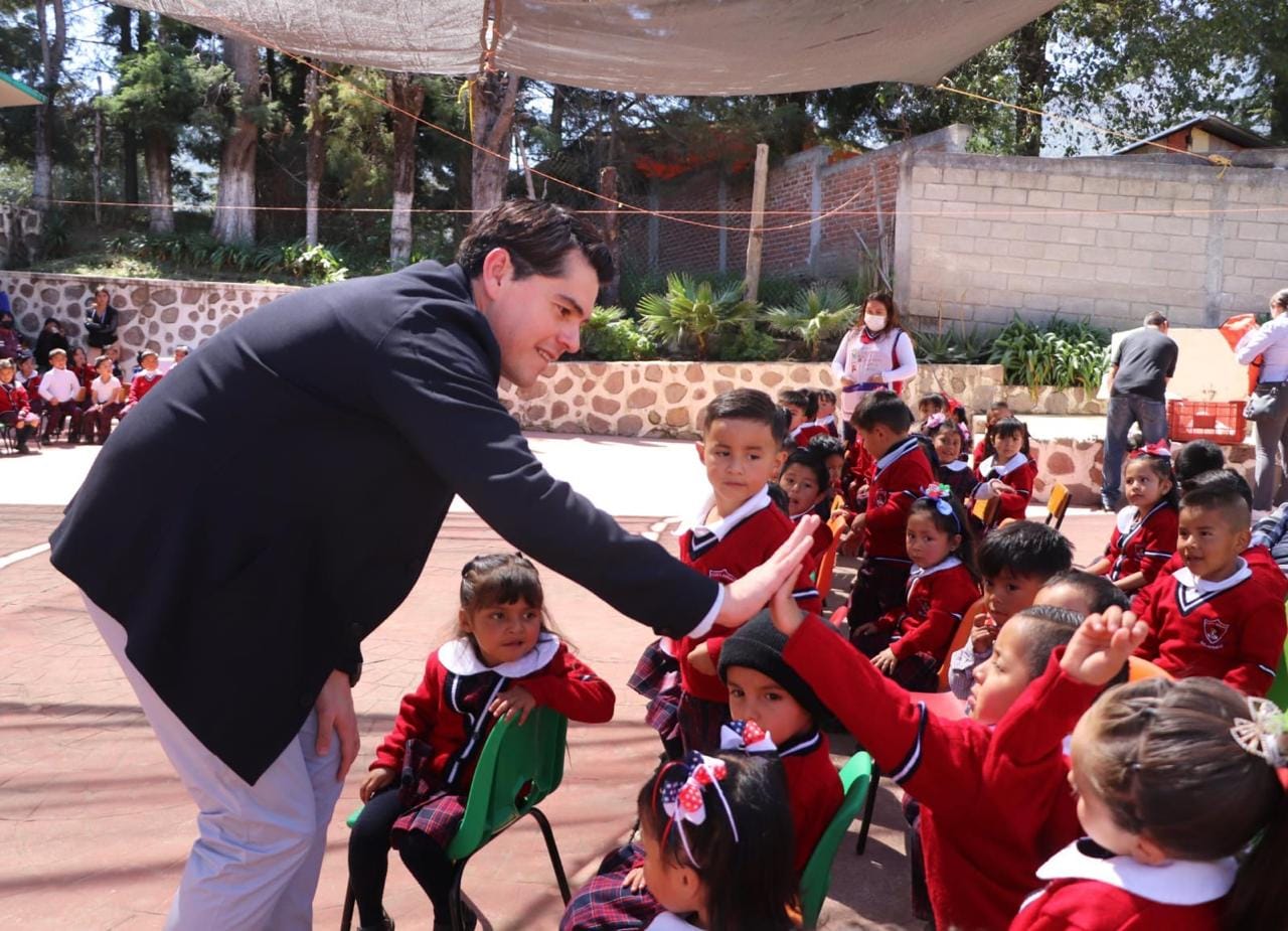 Arranque de construcción de un domo en el preescolar Cuitláhuac.